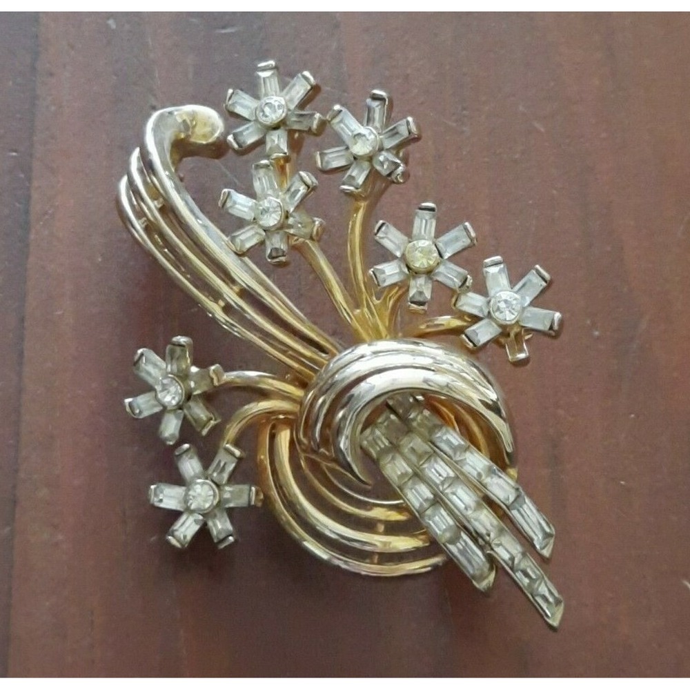 Vintage Corocraft Clear Crystal Baguettes Daisy Flowers Floral Bouquet  Brooch